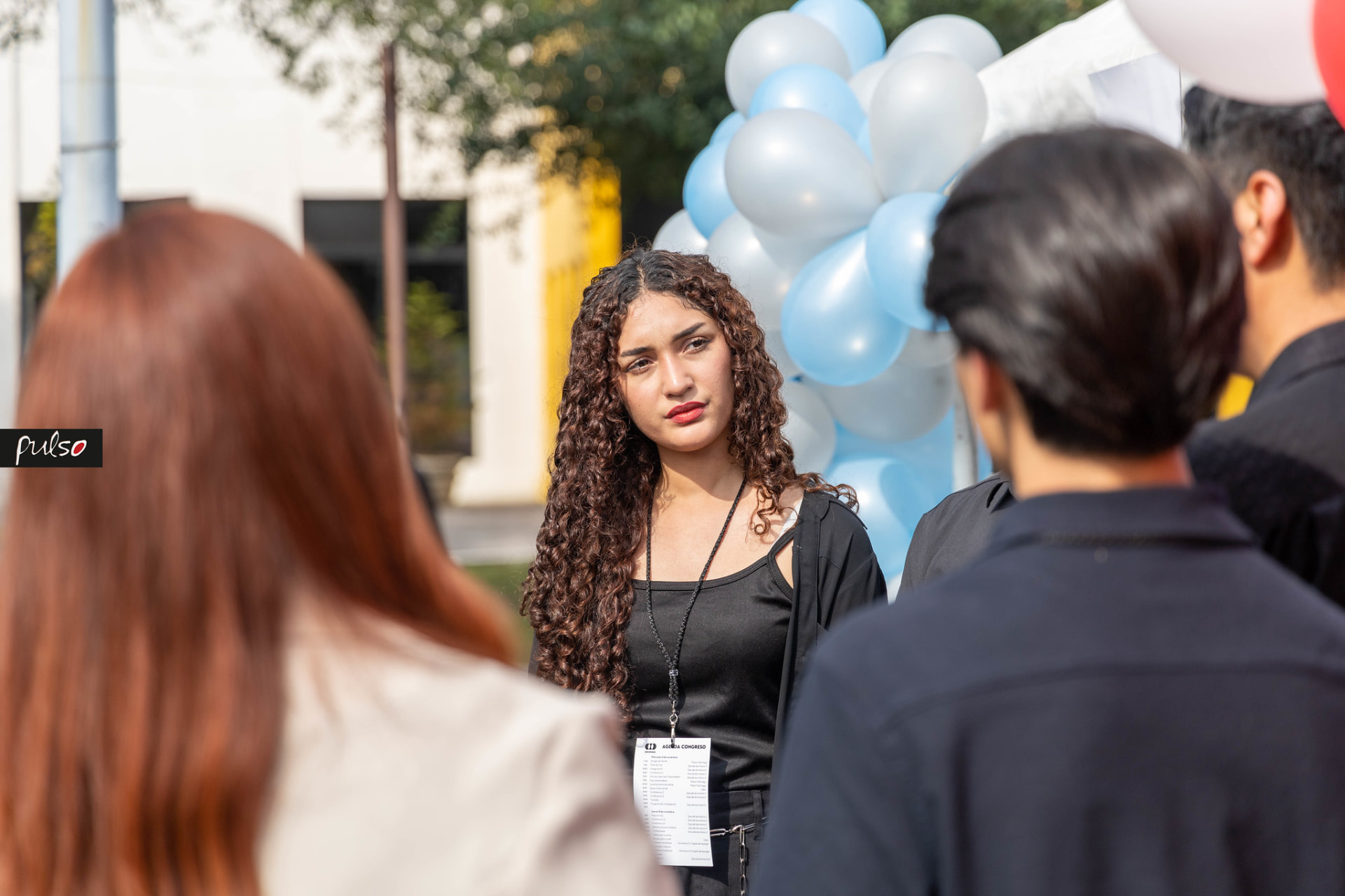 Estudiante participando en la iExpo Emprendedor UM